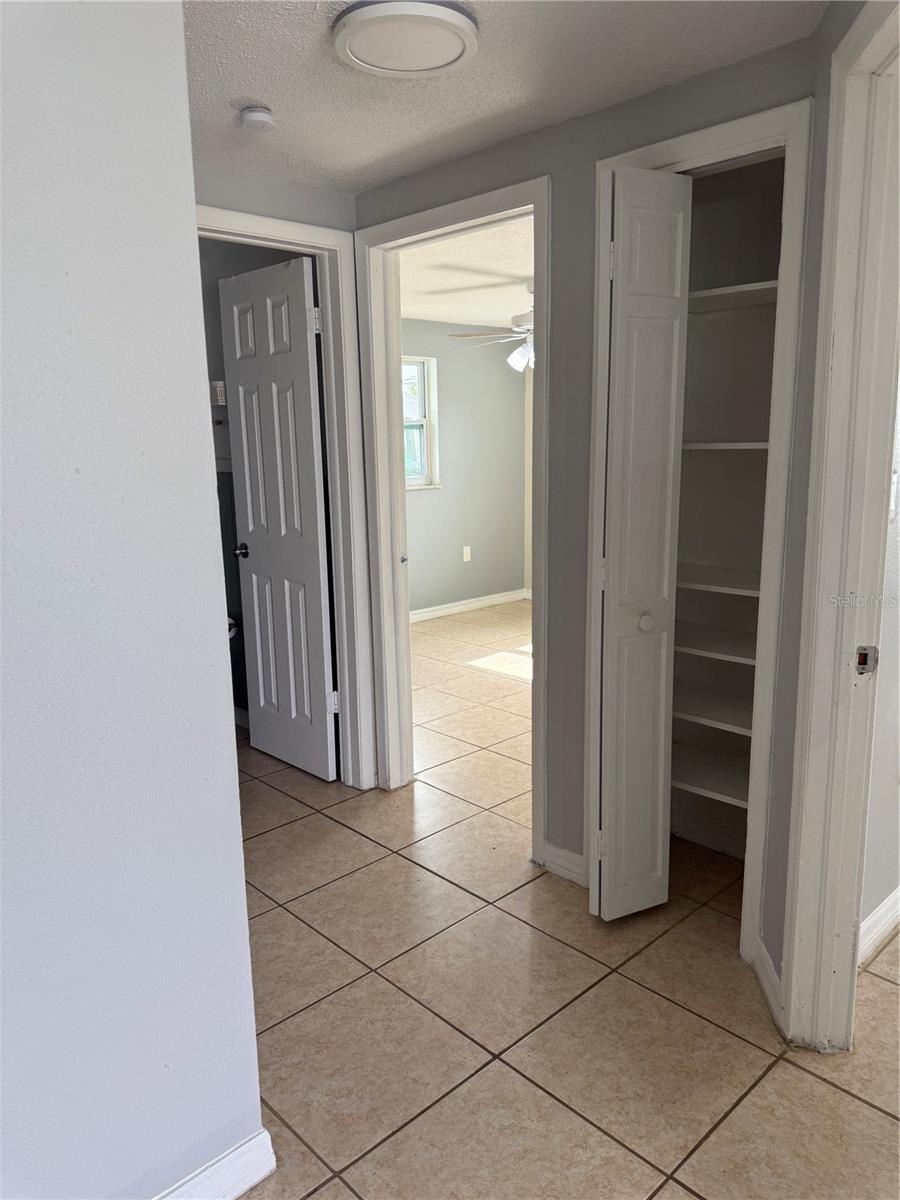7325 IVANHOE DR — photo 5