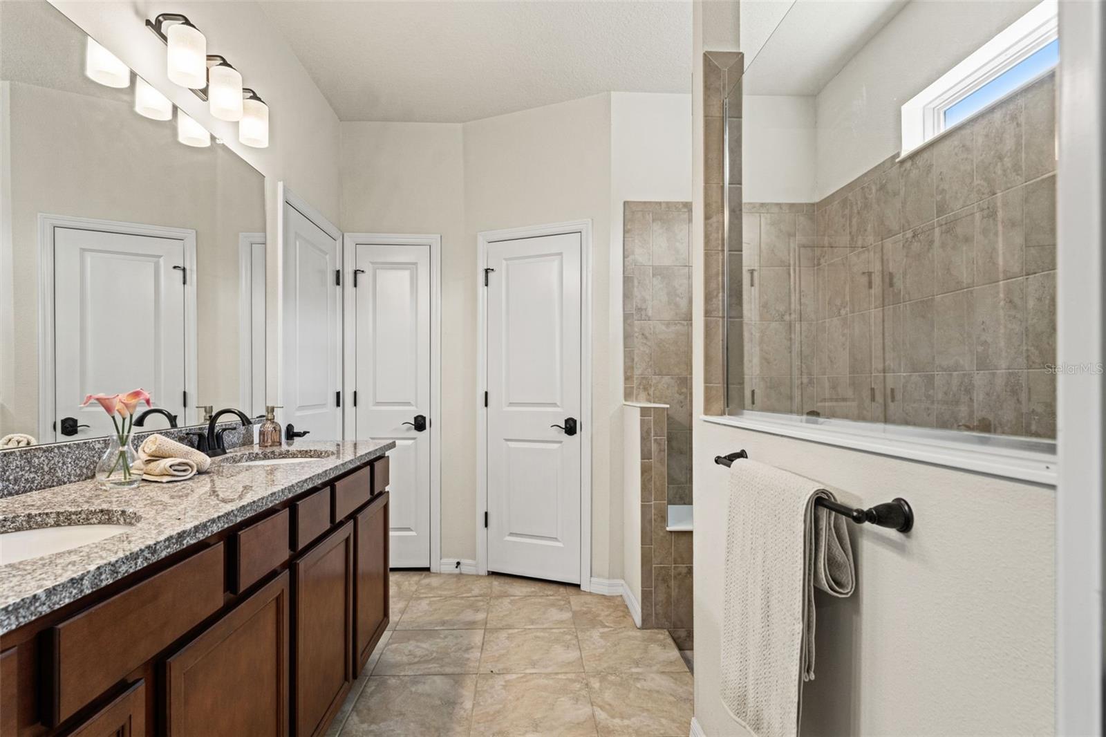 8296 OLIVE BROOK DR — photo 30