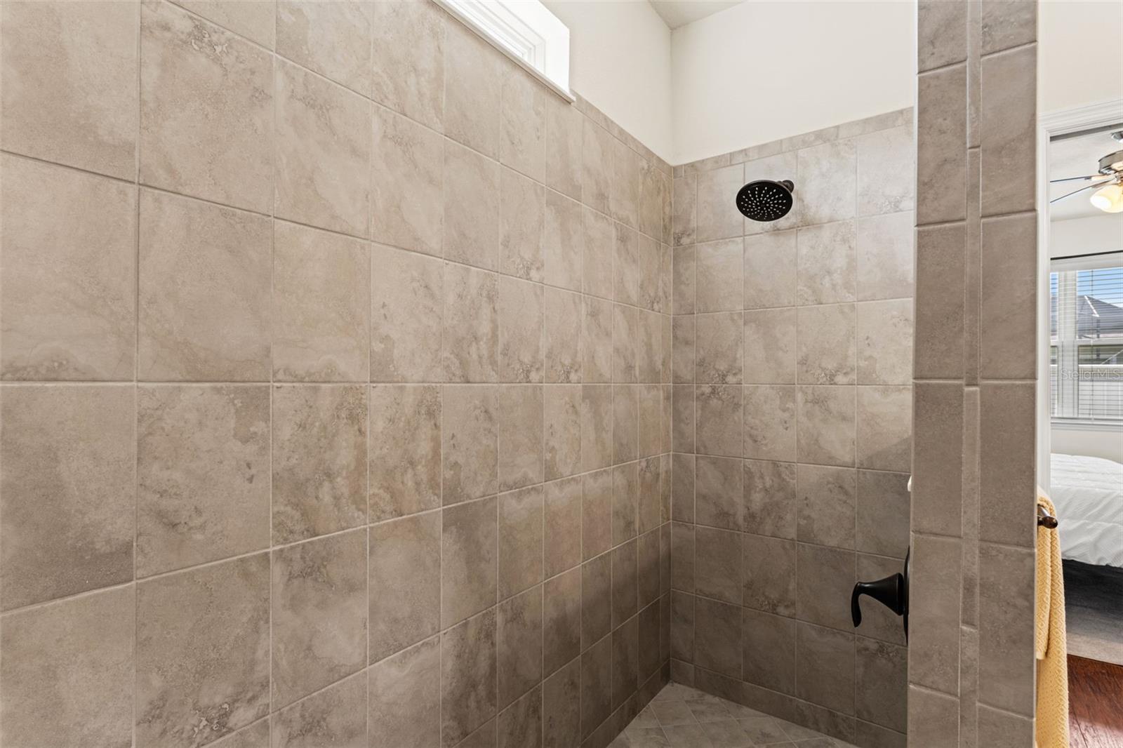 8296 OLIVE BROOK DR — photo 32