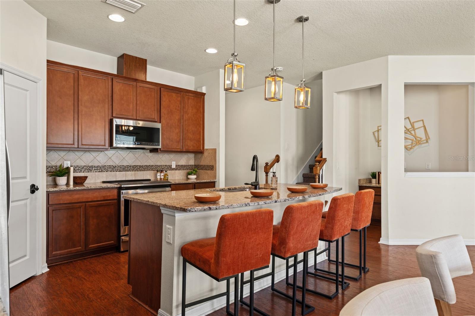 8296 OLIVE BROOK DR — photo 3