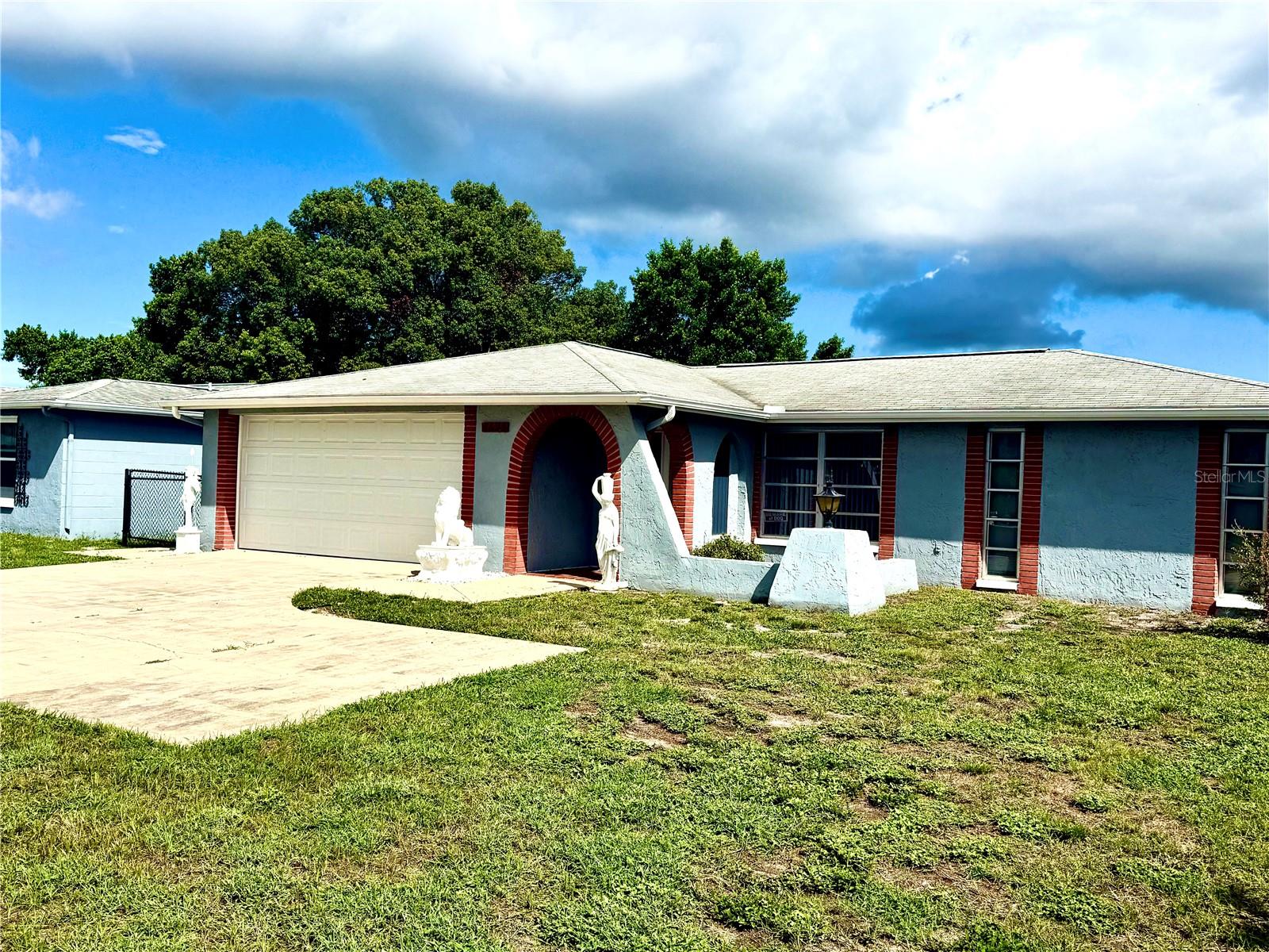 7625 EMBASSY BLVD — photo 2