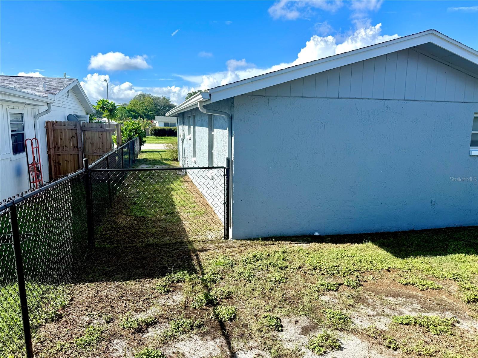 7625 EMBASSY BLVD — photo 5