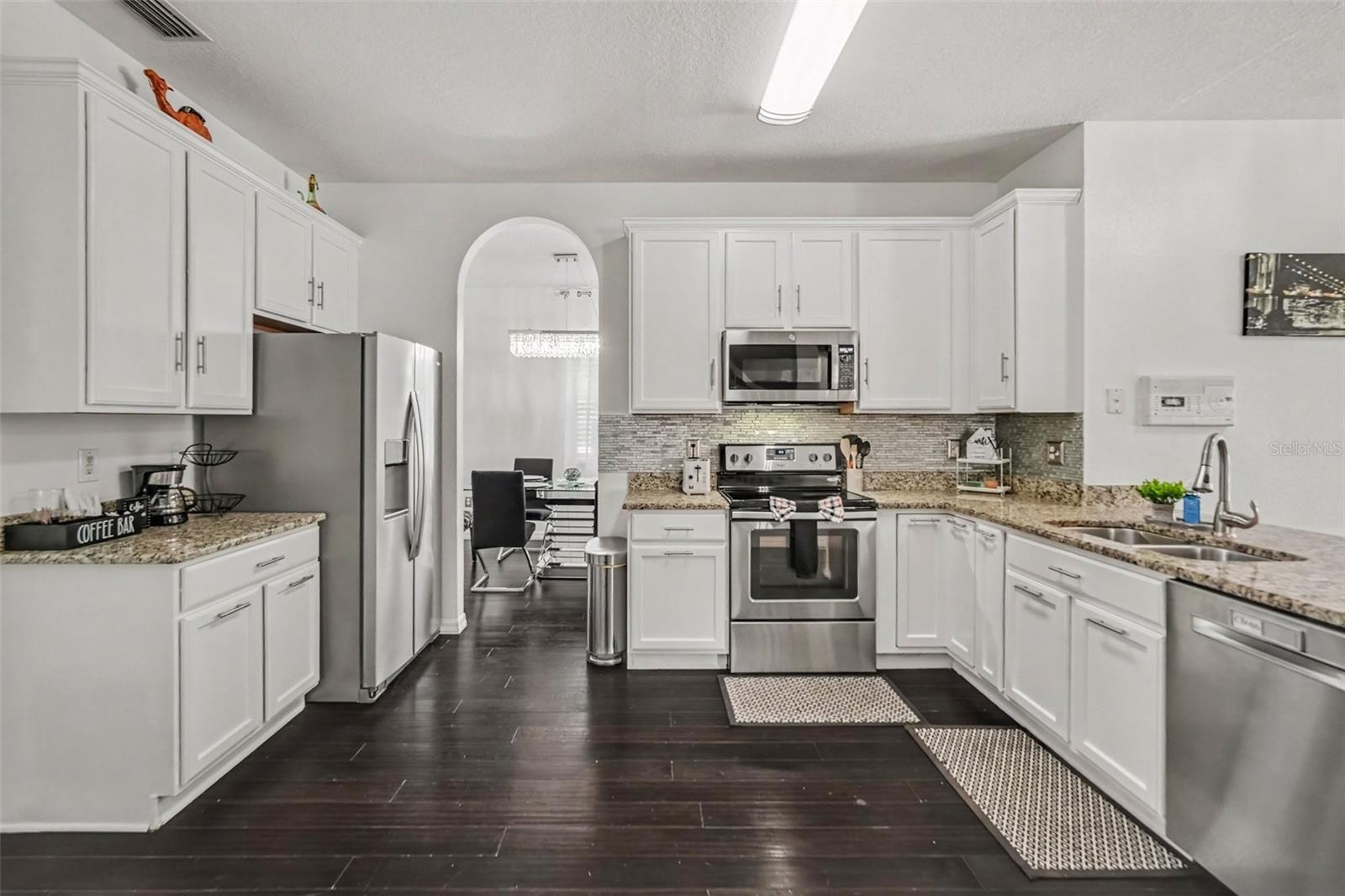 4304 TARKINGTON DRIVE — photo 16