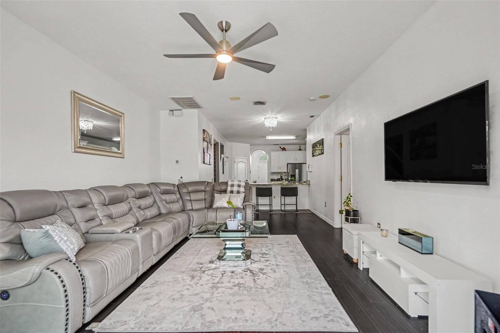 4304 TARKINGTON DRIVE — photo 12