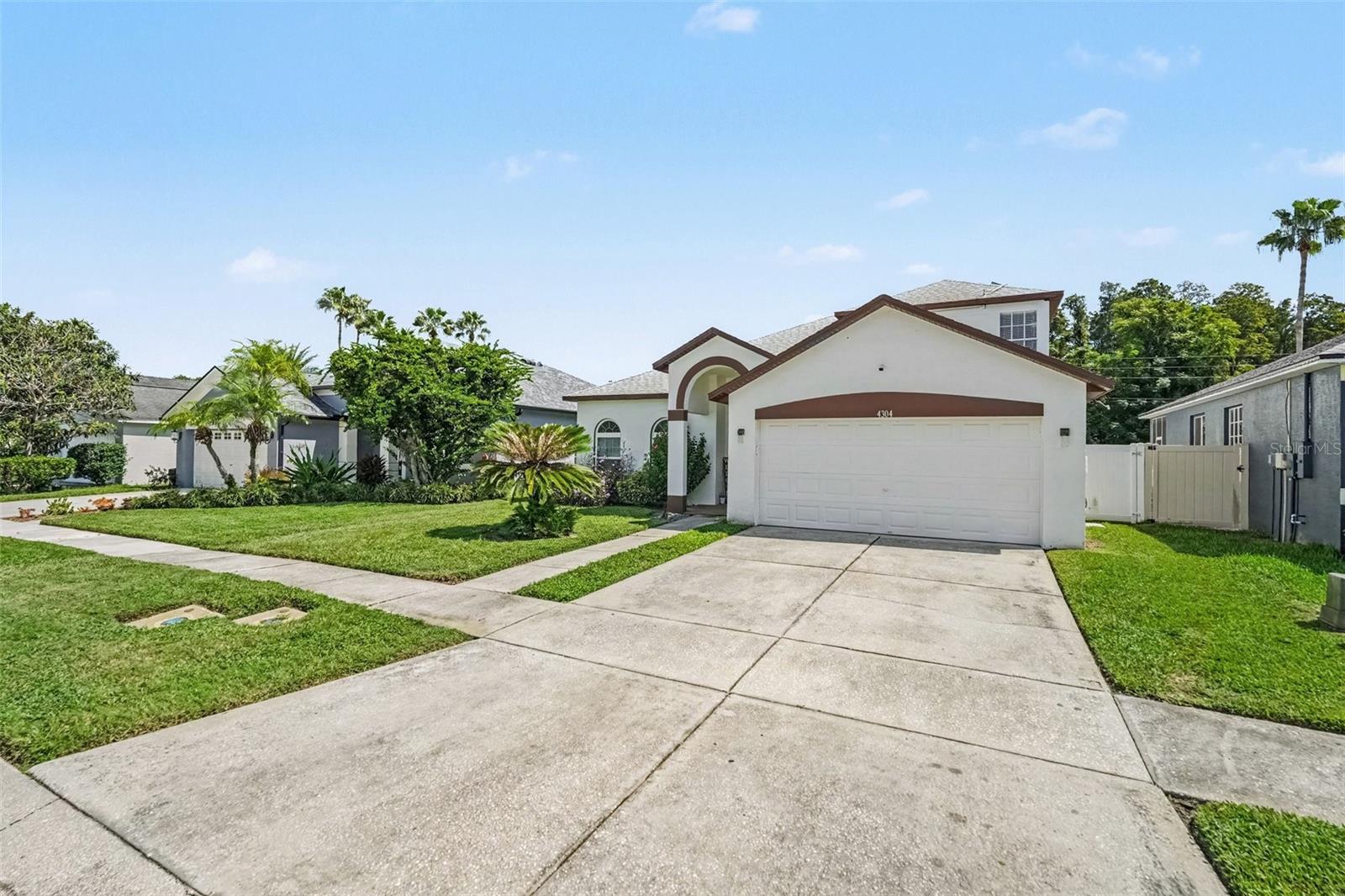 4304 TARKINGTON DRIVE — photo 3
