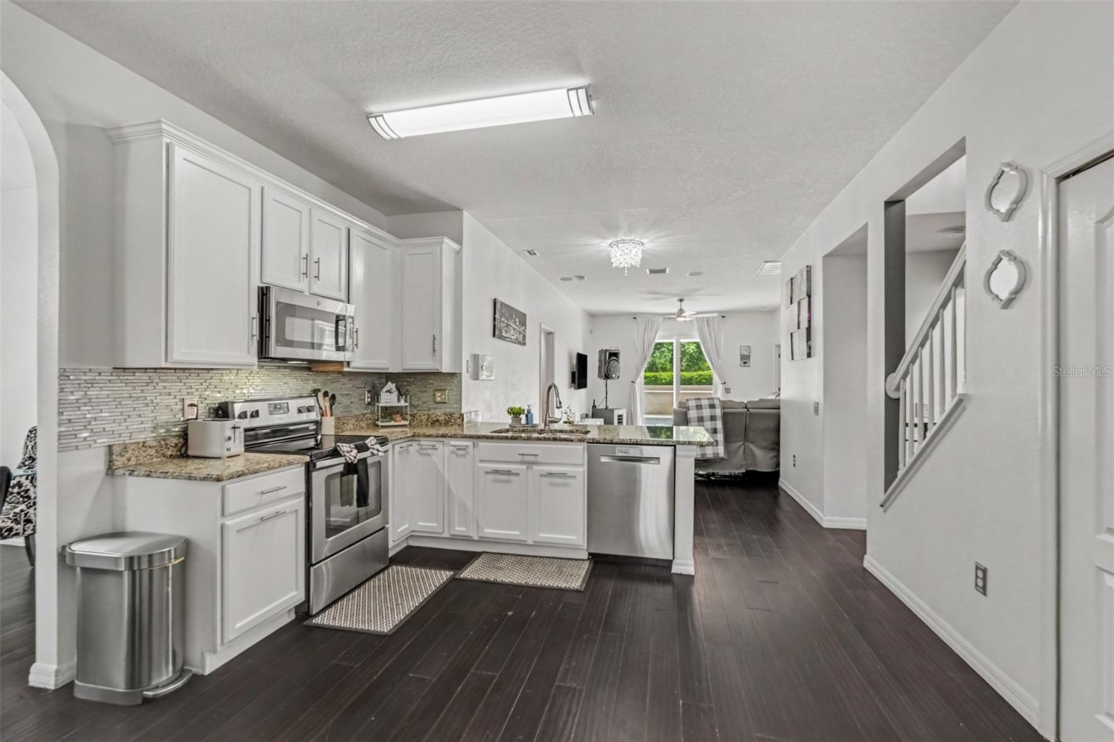 4304 TARKINGTON DRIVE — photo 17