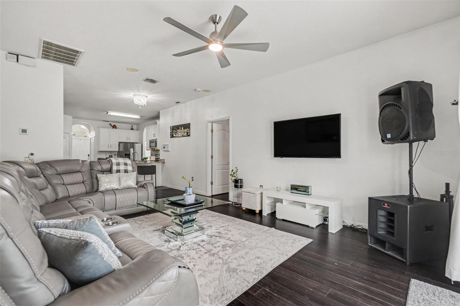 4304 TARKINGTON DRIVE — photo 11