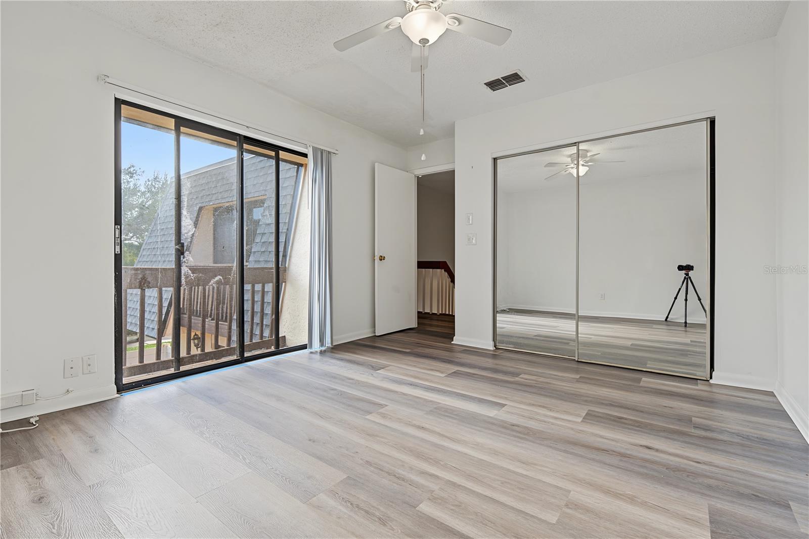 8119 OAK TRACE WAY #C — photo 21