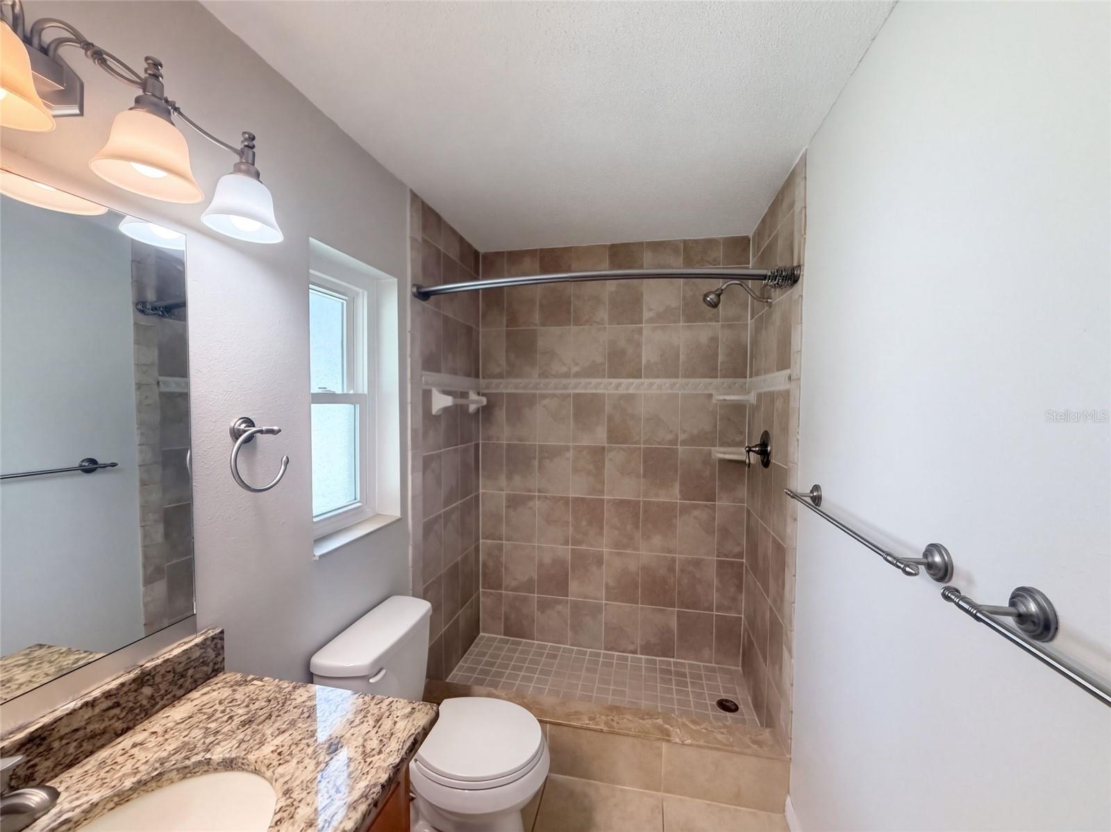 2716 CHARLESTON DR — photo 9