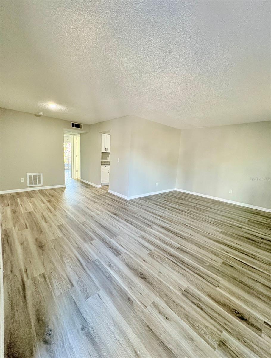9005 TUDOR DR #H105 — photo 2