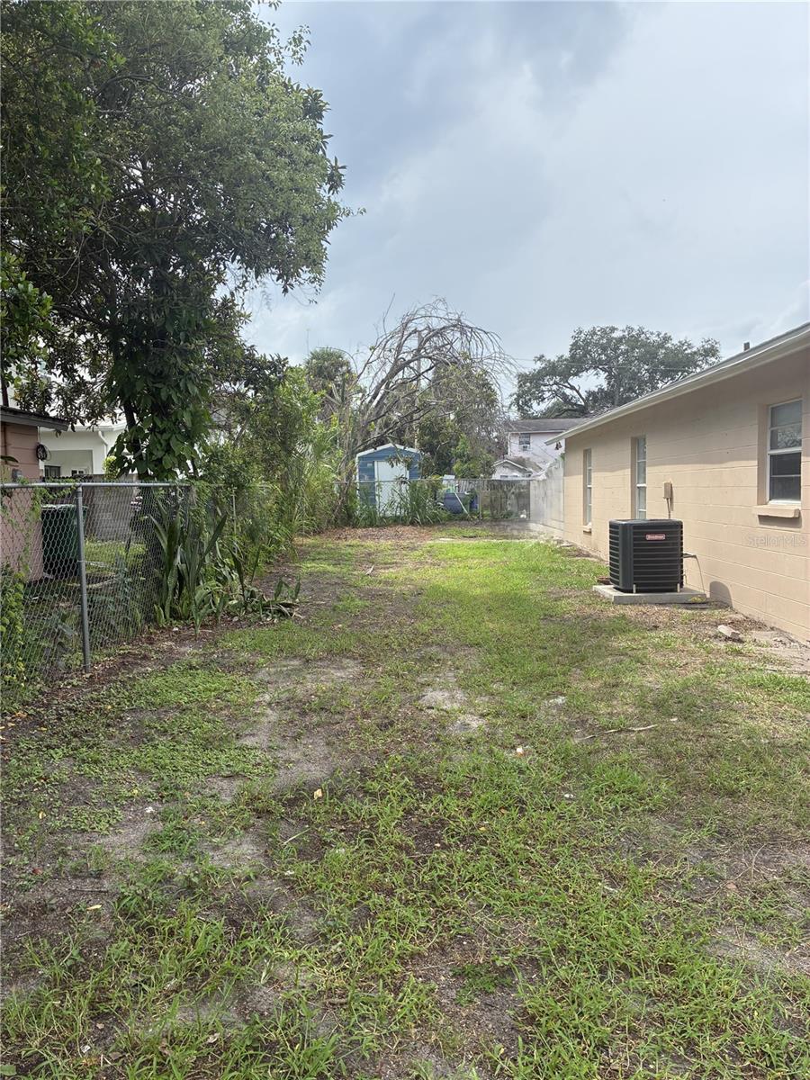 3614 MACHADO ST — photo 15