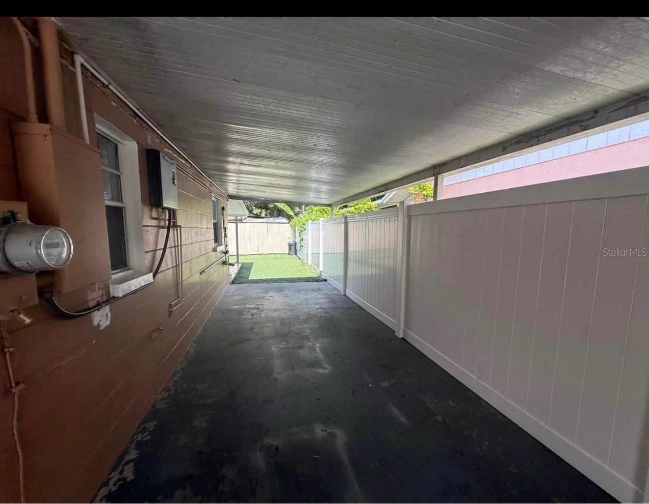 7210 N HUBERT AVE — photo 13