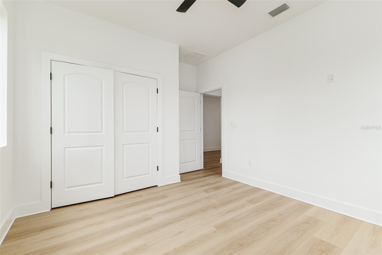 2507 FAIRVIEW AVE — photo 39