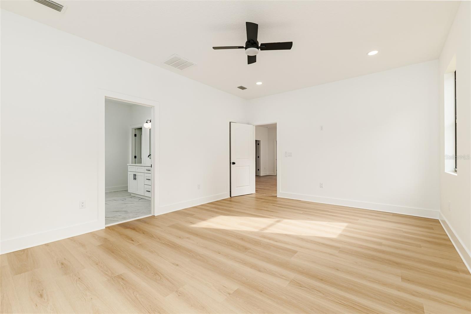 2507 FAIRVIEW AVE — photo 20