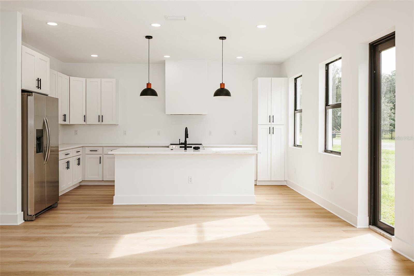 2507 FAIRVIEW AVE — photo 14