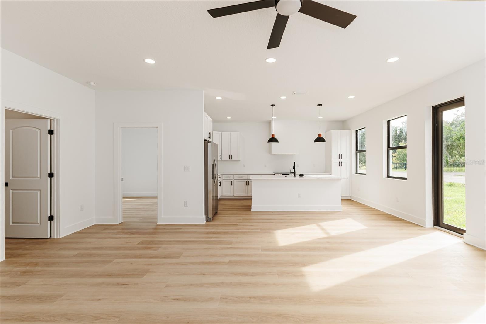 2507 FAIRVIEW AVE — photo 13