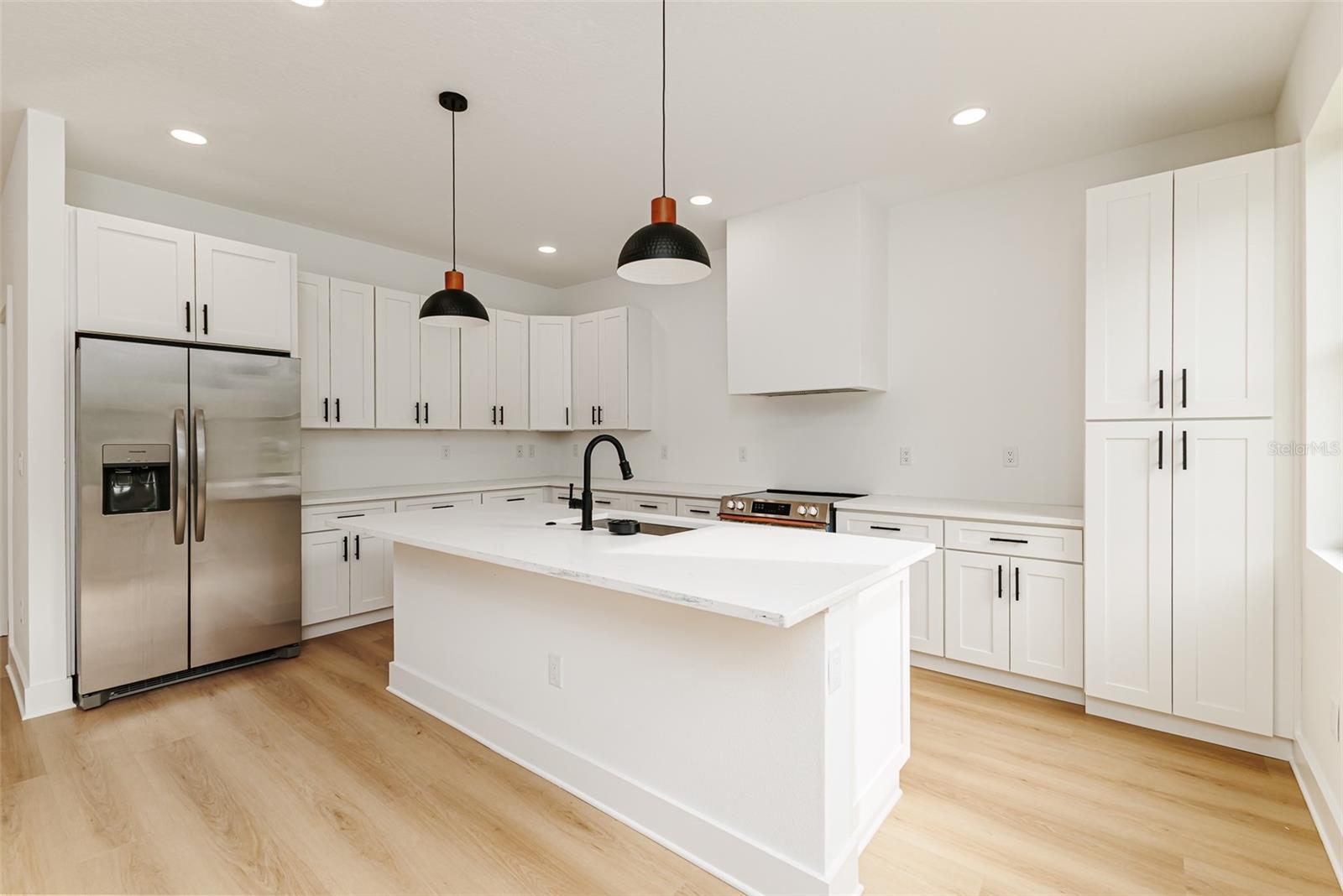 2507 FAIRVIEW AVE — photo 16