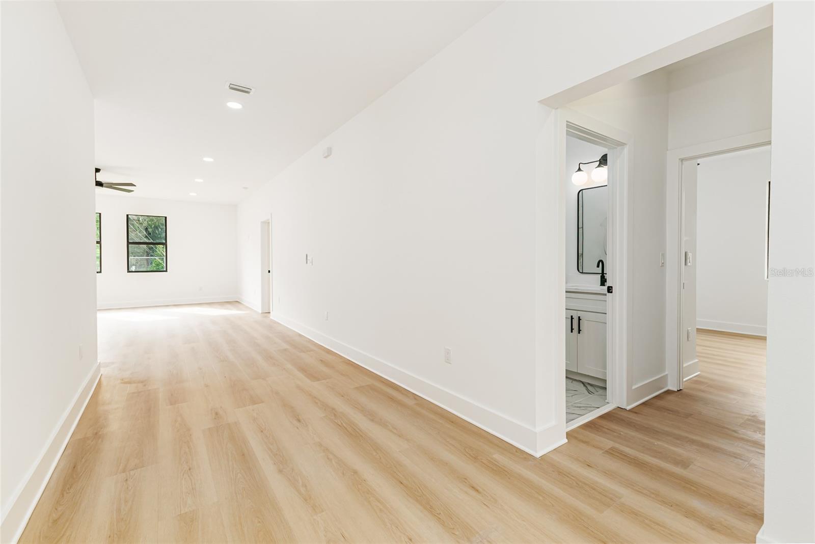 2507 FAIRVIEW AVE — photo 6