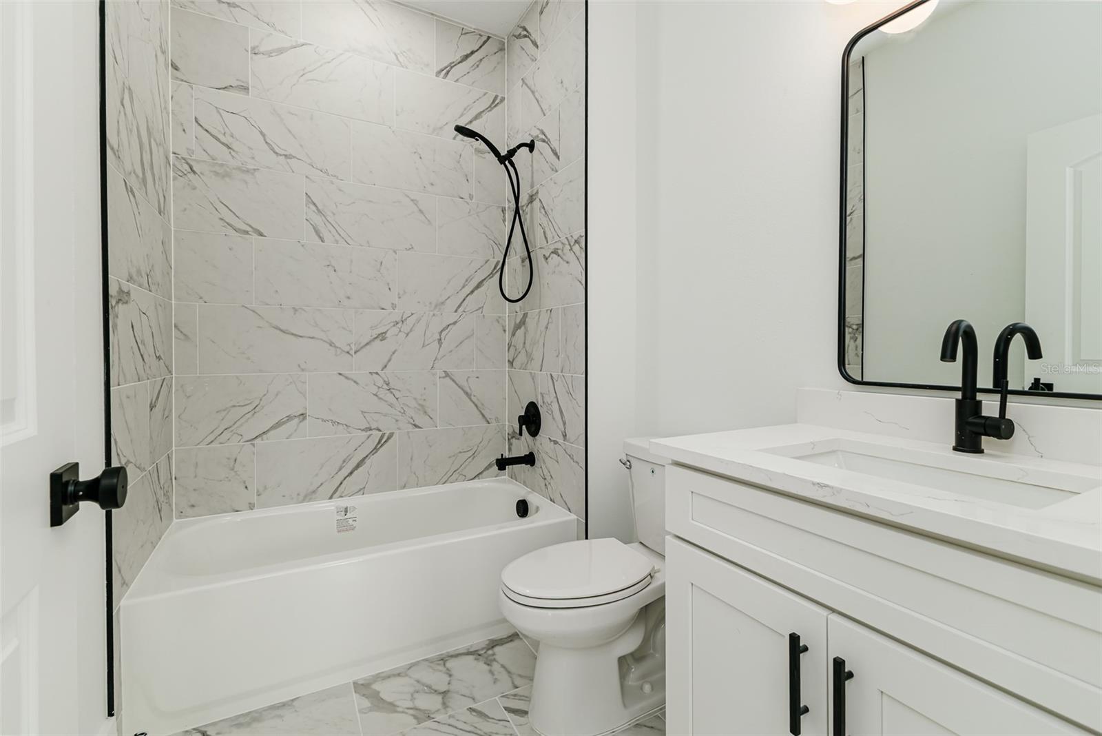 2507 FAIRVIEW AVE — photo 35