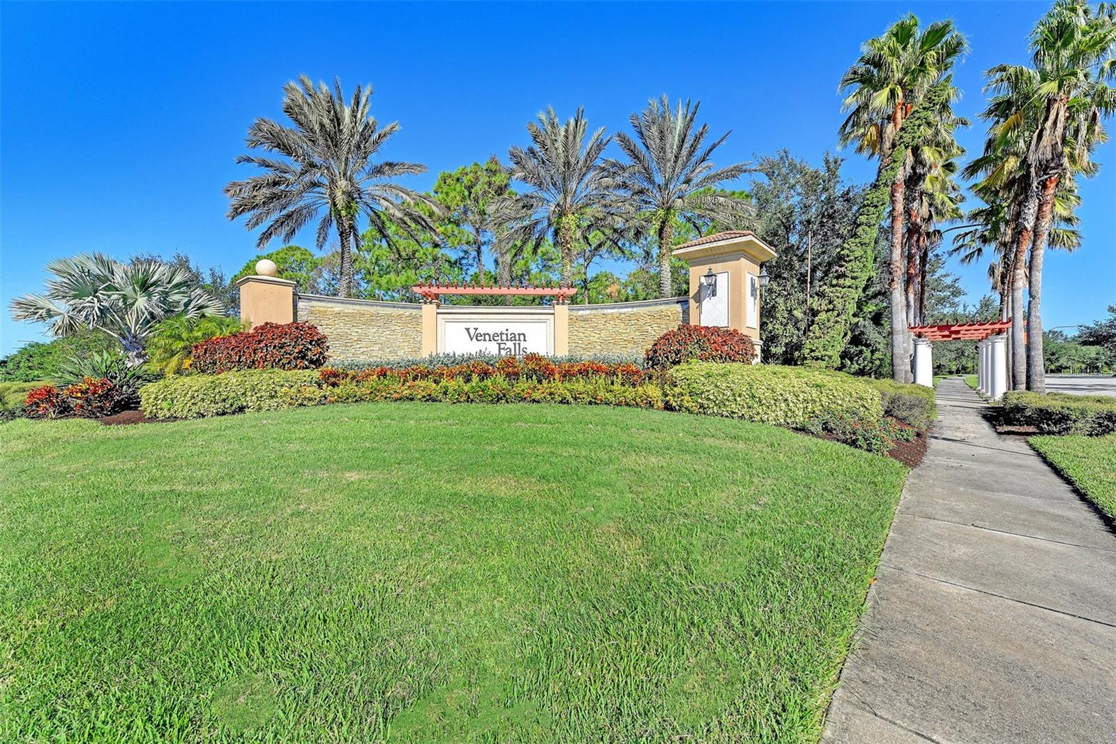 20684 CAPELLO DR — photo 33