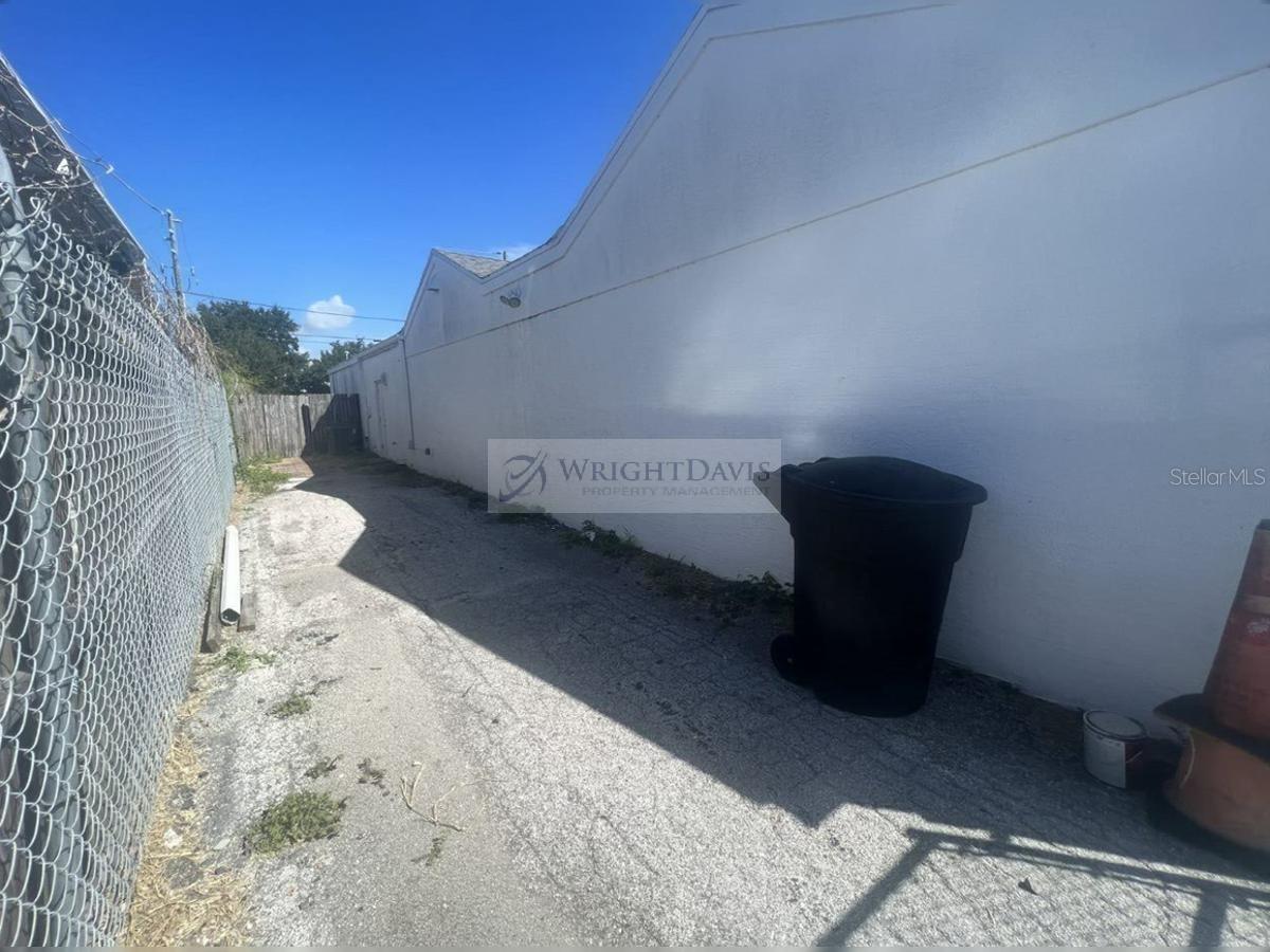 2121 2ND AVE S — photo 16