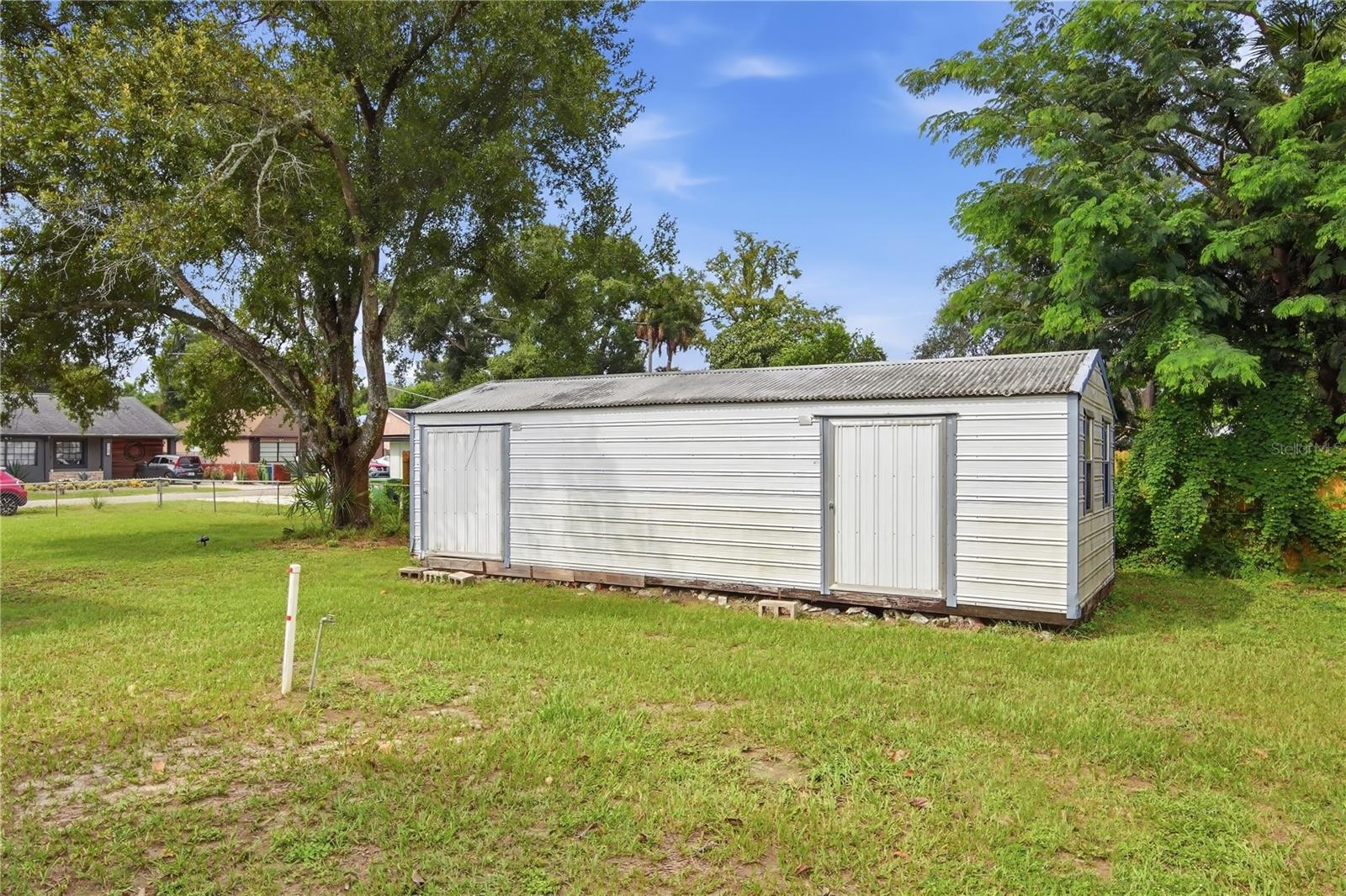 2112 E NEDRO RD — photo 20