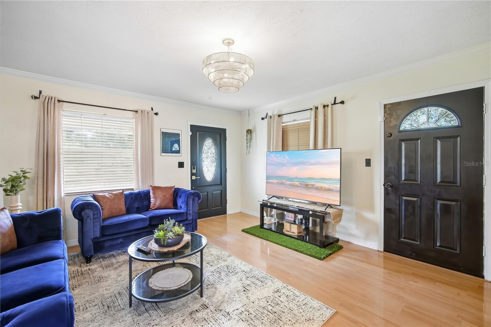 2112 E NEDRO RD — photo 4