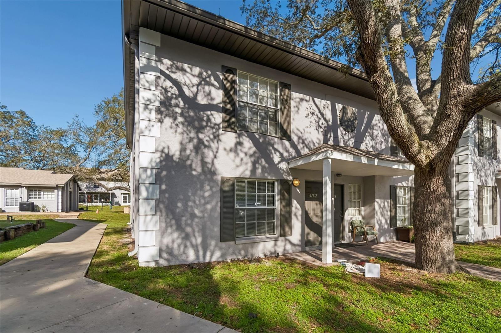 5182 SUNRIDGE PALMS DR #5182 — photo 3