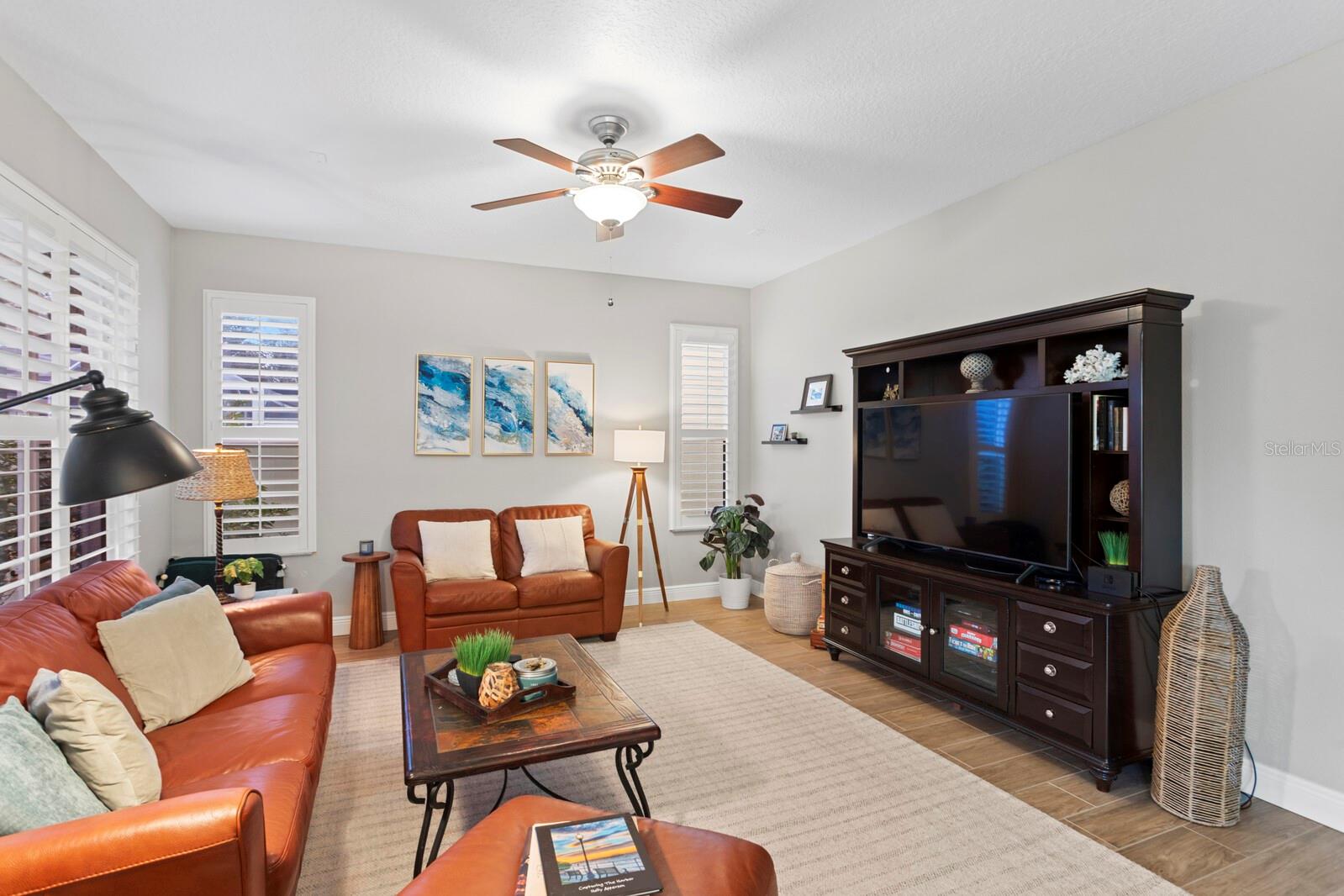 540 HARBOR GROVE CIR — photo 17