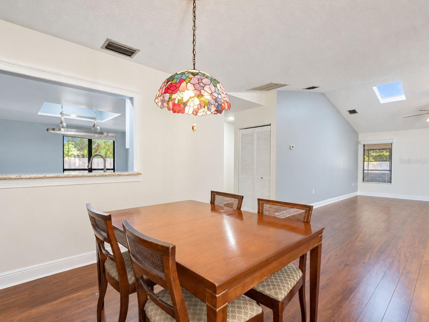 119 PARKSIDE COLONY DR — photo 24