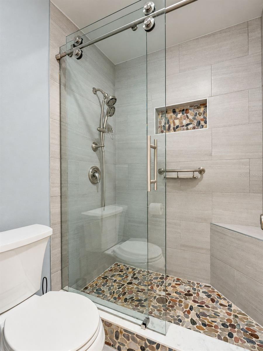 119 PARKSIDE COLONY DR — photo 43