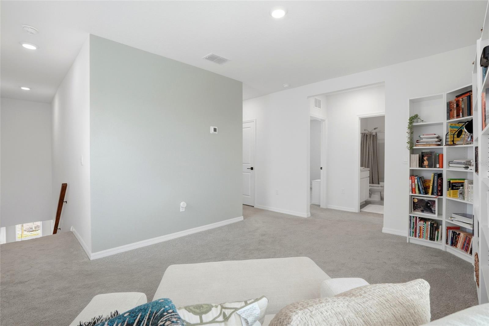 5674 CHORLEYWOOD LN — photo 18