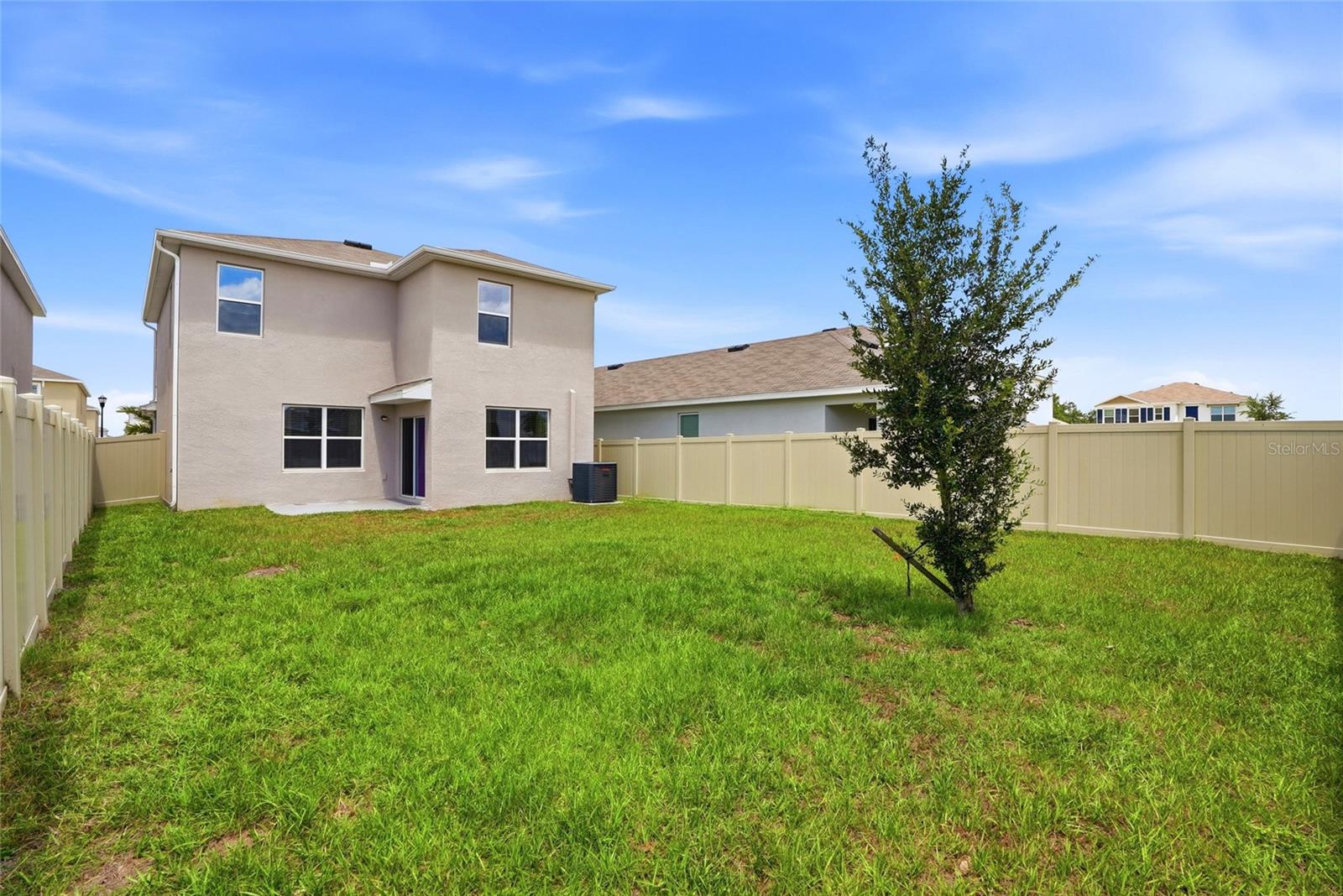 5674 CHORLEYWOOD LN — photo 33