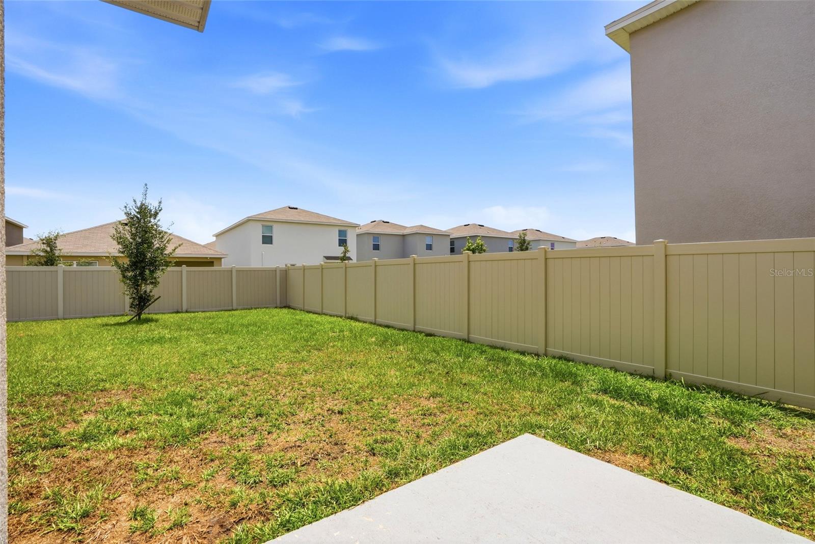 5674 CHORLEYWOOD LN — photo 31