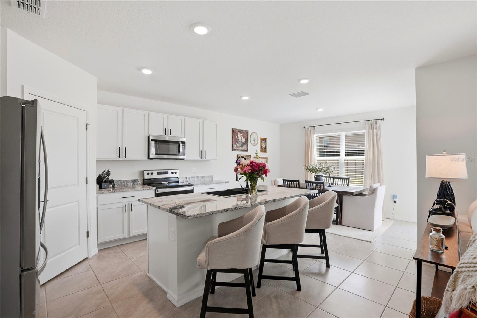 5674 CHORLEYWOOD LN — photo 8