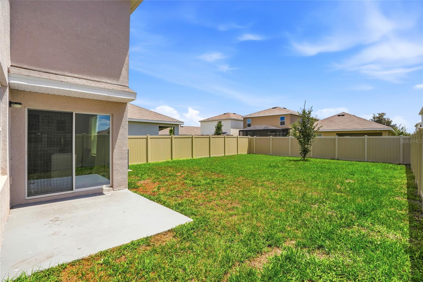 5674 CHORLEYWOOD LN — photo 32