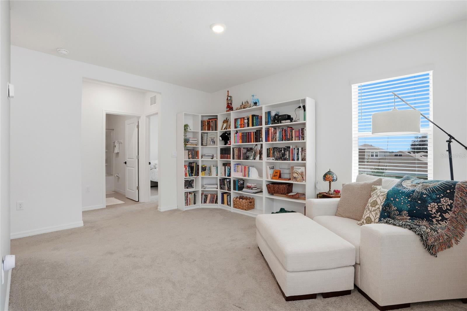 5674 CHORLEYWOOD LN — photo 17