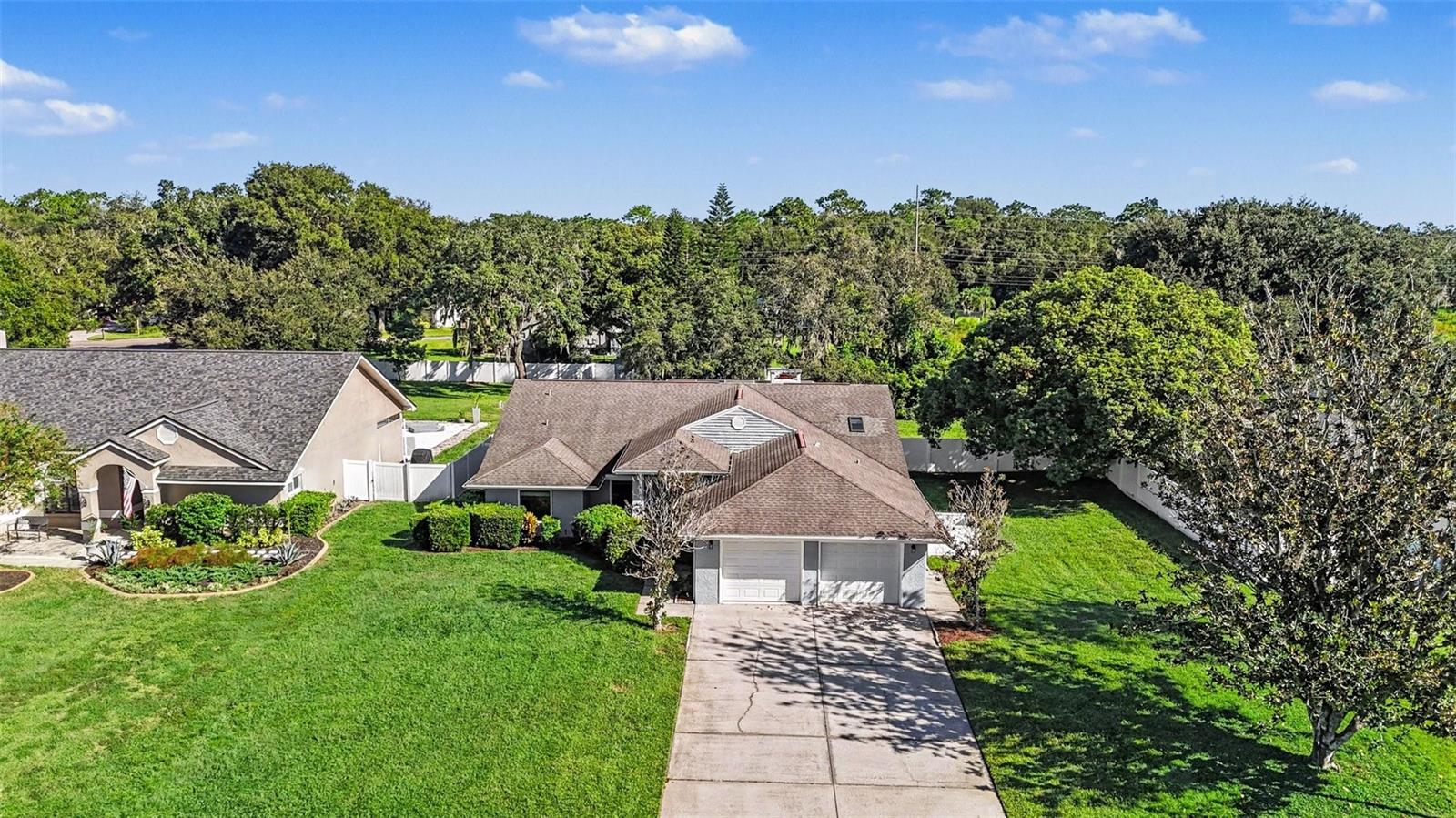 8807 WELLESLY CT — photo 4