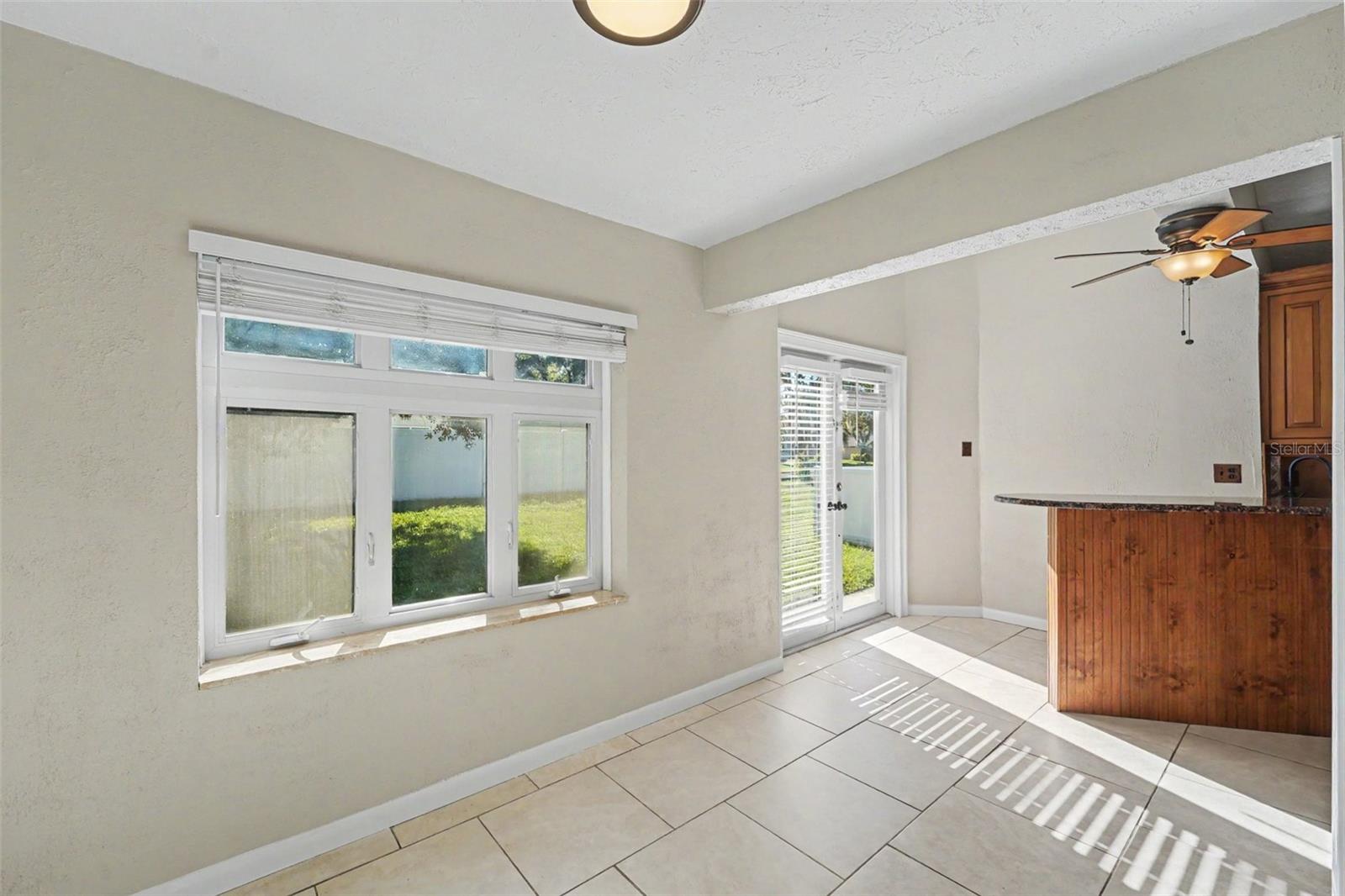 8807 WELLESLY CT — photo 15