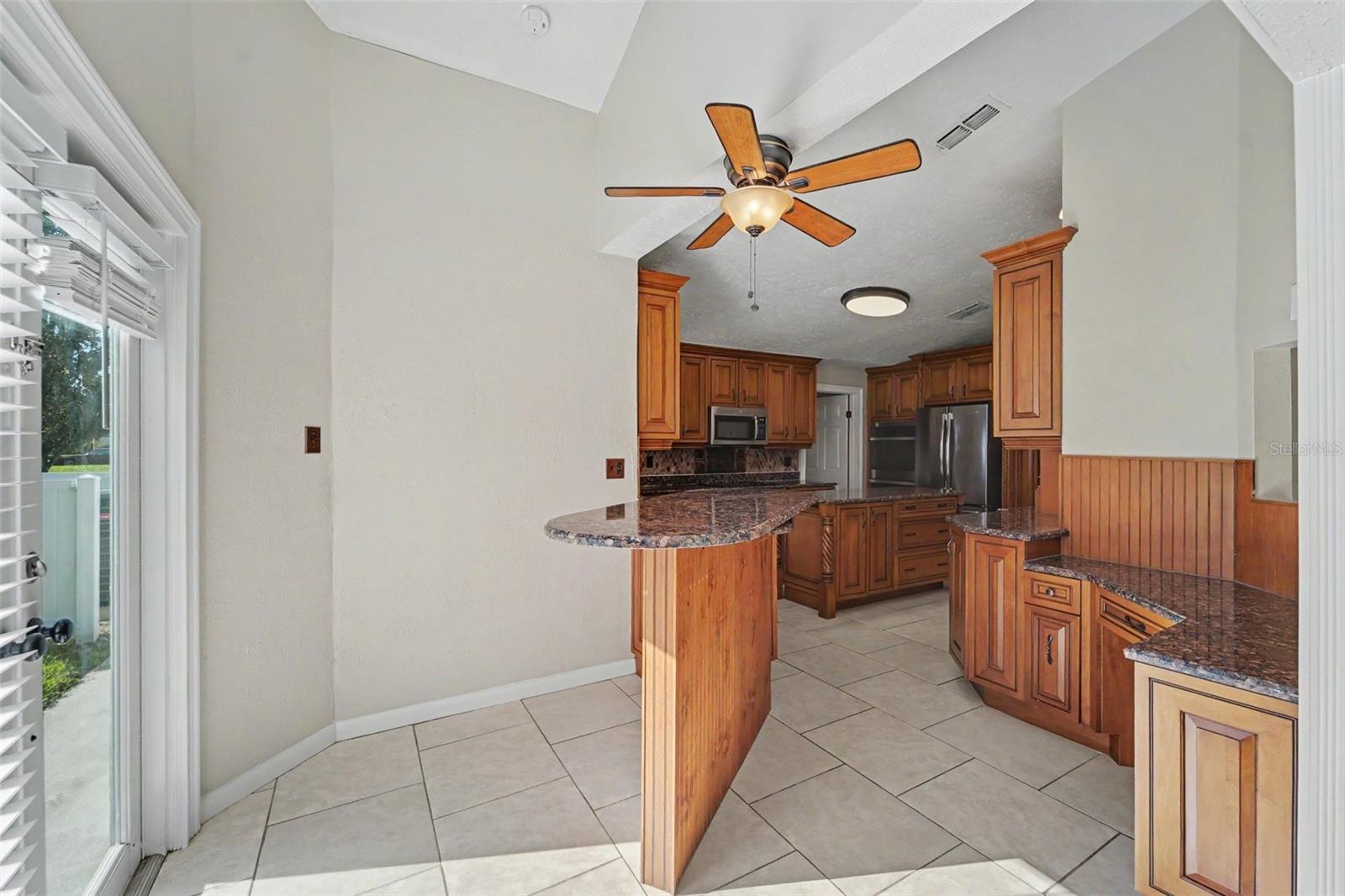 8807 WELLESLY CT — photo 14