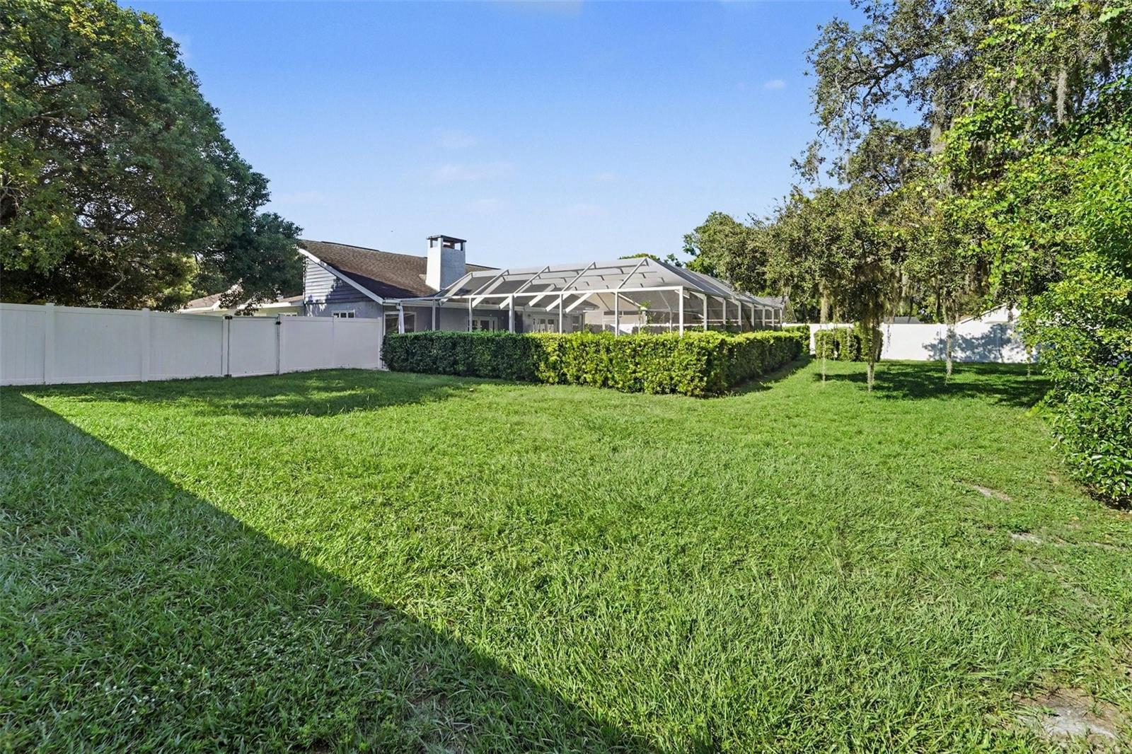 8807 WELLESLY CT — photo 28