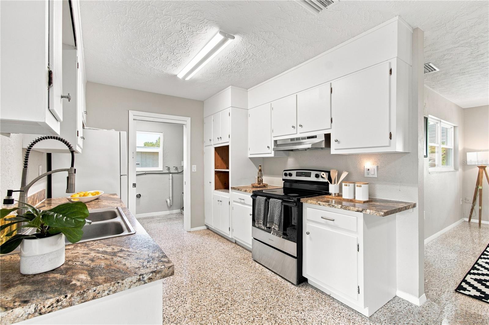 6203 RODGERS AVE — photo 17