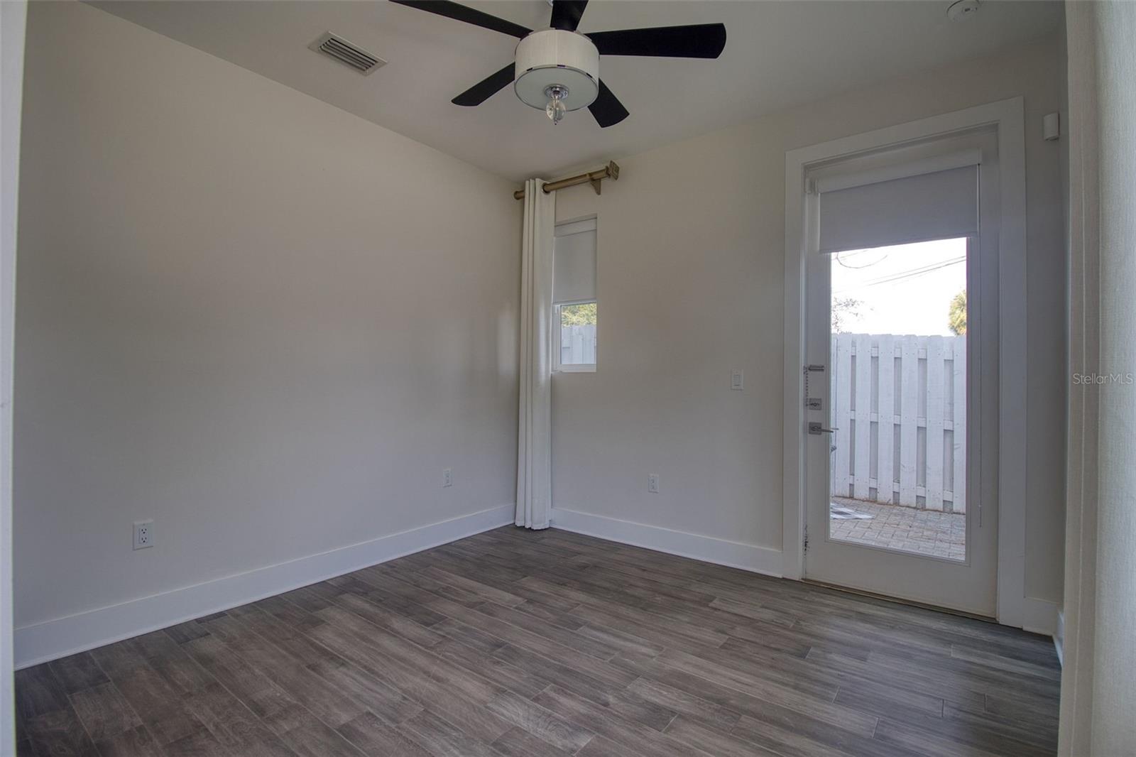 3100 W PAUL AVE #2 — photo 10