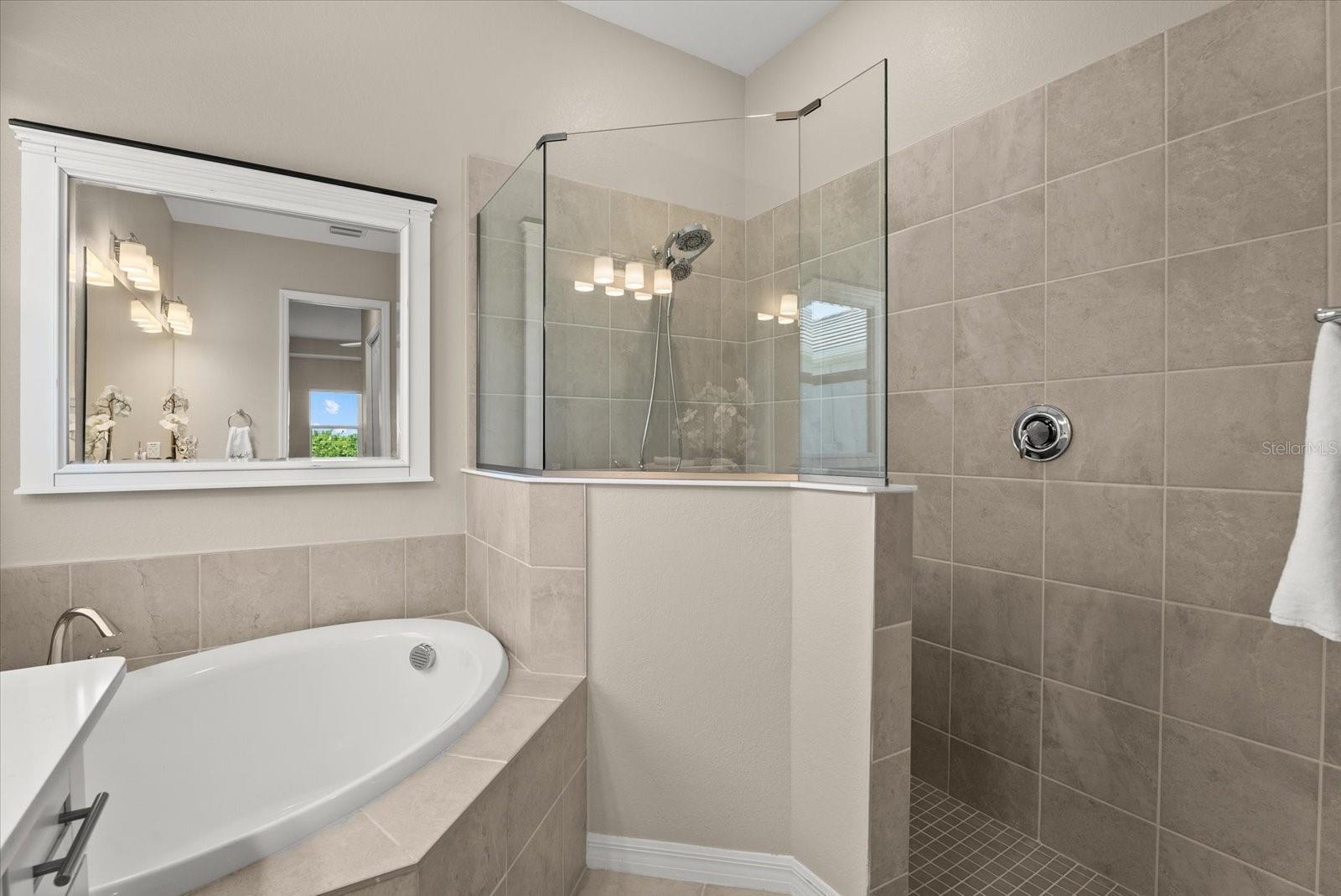 17602 SANTORINI CT — photo 24