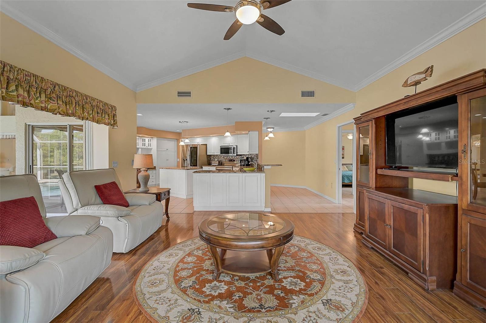 7570 LINKS CT — photo 31