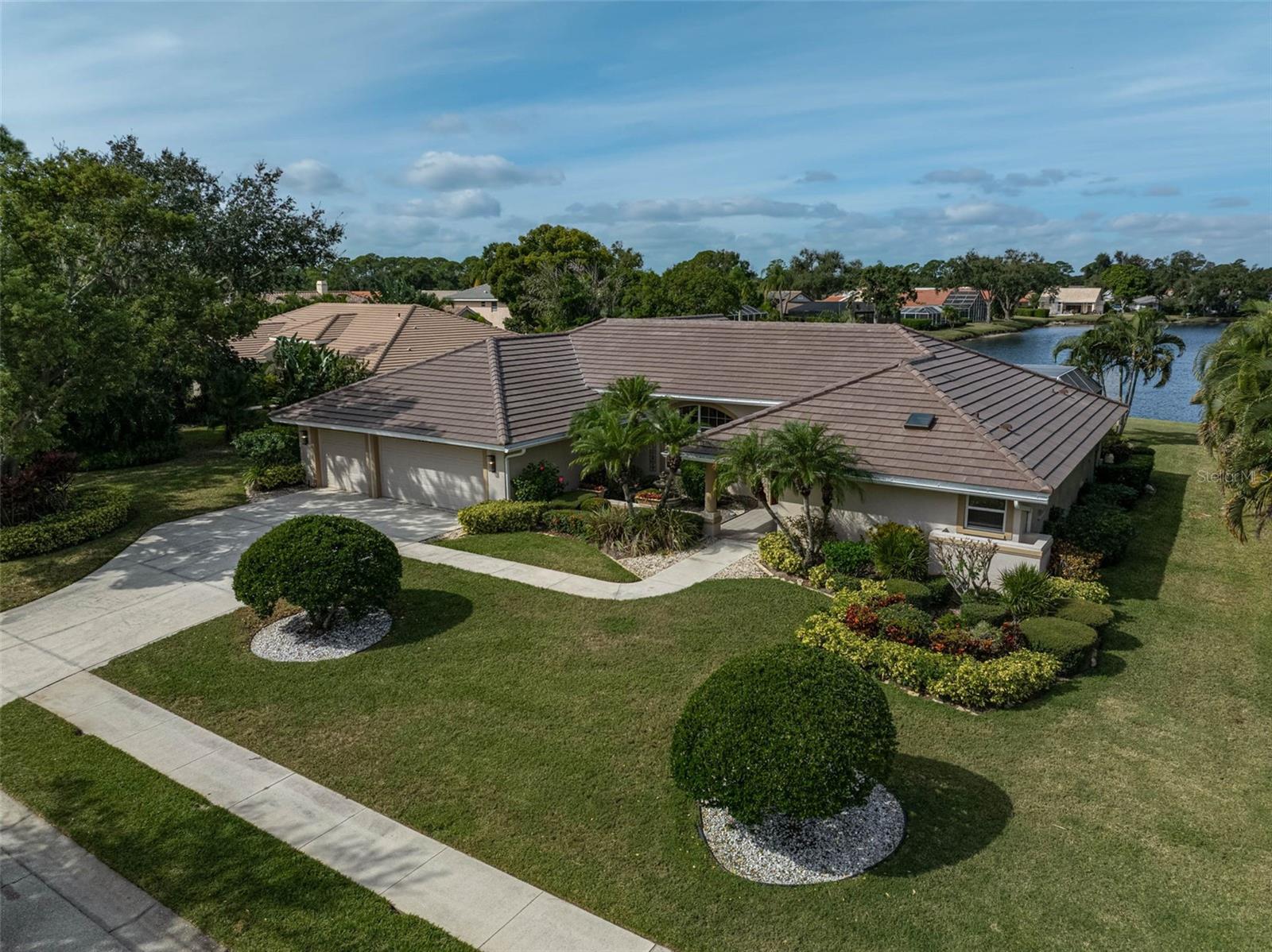 7570 LINKS CT — photo 48