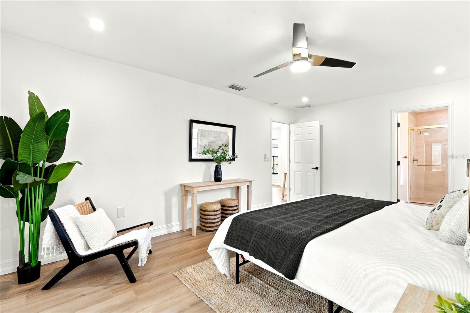 6703 POINTE WEST BLVD — photo 13