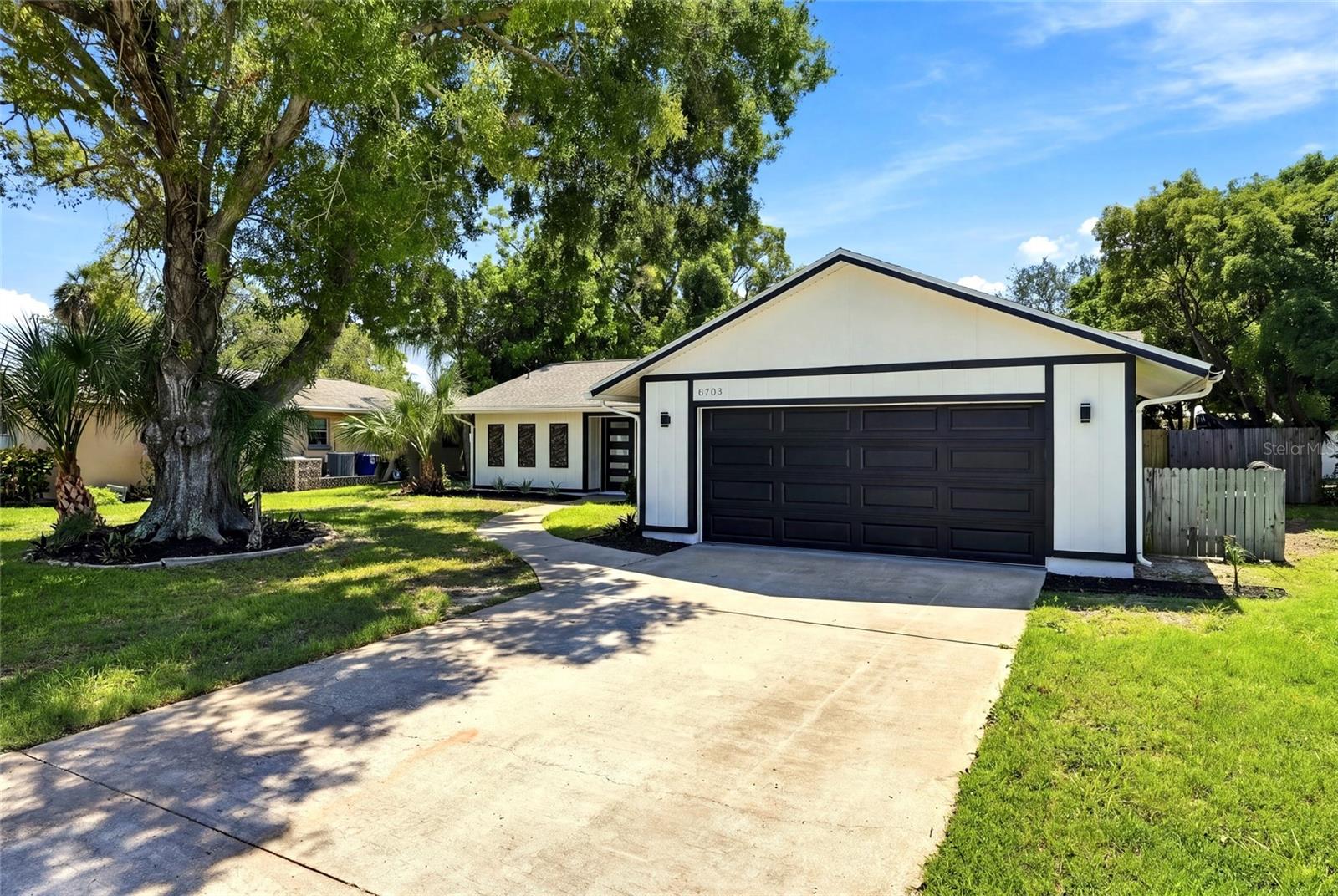 6703 POINTE WEST BLVD — photo 28