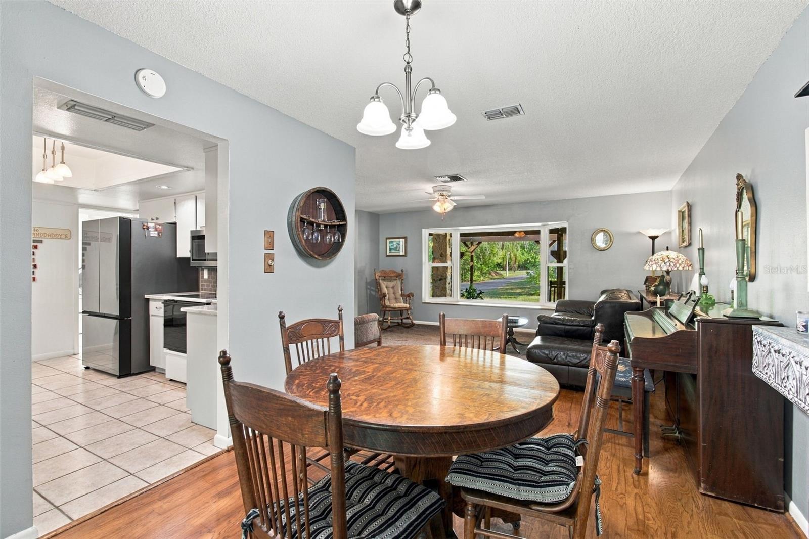 7891 SYCAMORE DR — photo 8