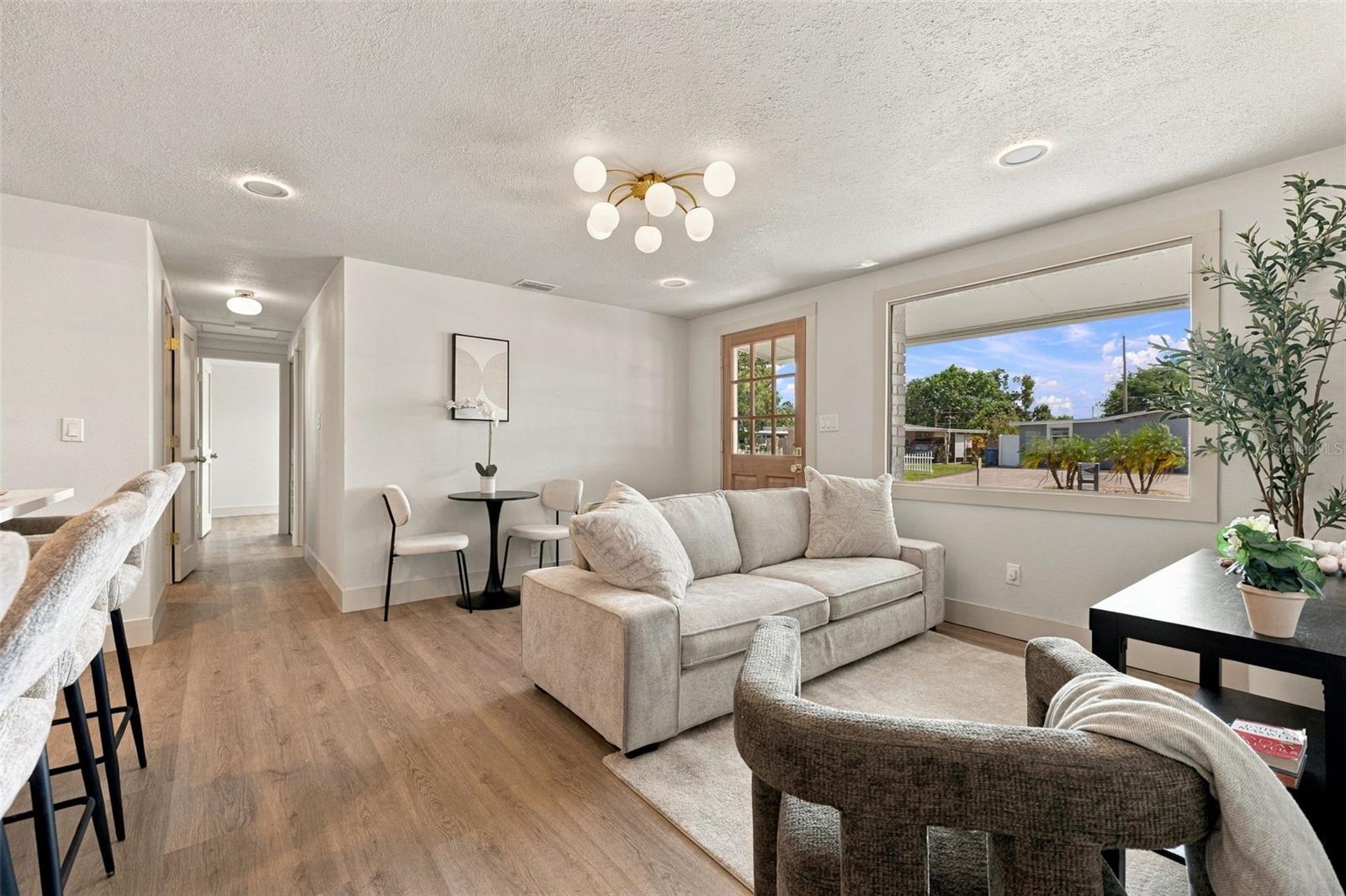 4531 W FERN ST — photo 6